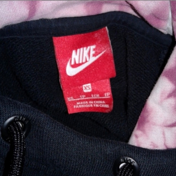 Women's Nike Sportswear Hoodie sweatshirt XS White Black "The Force Is Female" - Picture 4 of 5